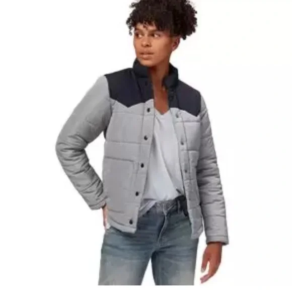 Stoic women’s Puffer Coat - NWOT - Picture 3 of 9